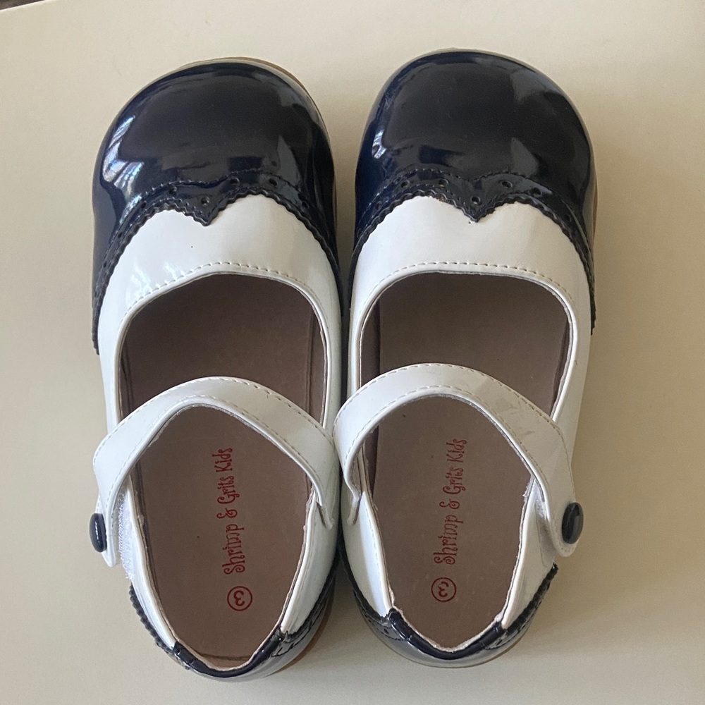 Girl’s Dress Shoes